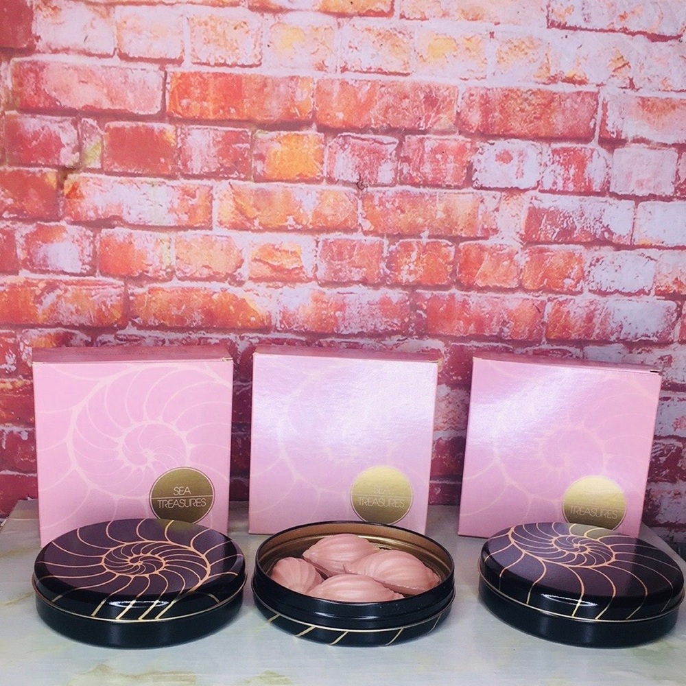 Vintage 1986 Avon Set of Three Sea Treasures Seashell Hostess Soap Tins
